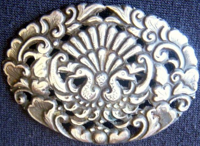 Broche 00635